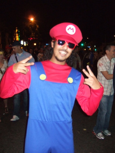 Illustration for article titled Nintendo Love Invades West Hollywood Costume Carnaval